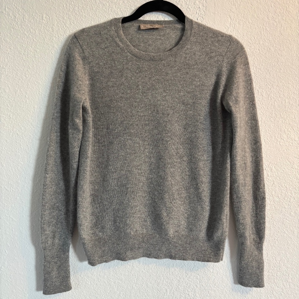 Everlane cashmere crew neck sweater